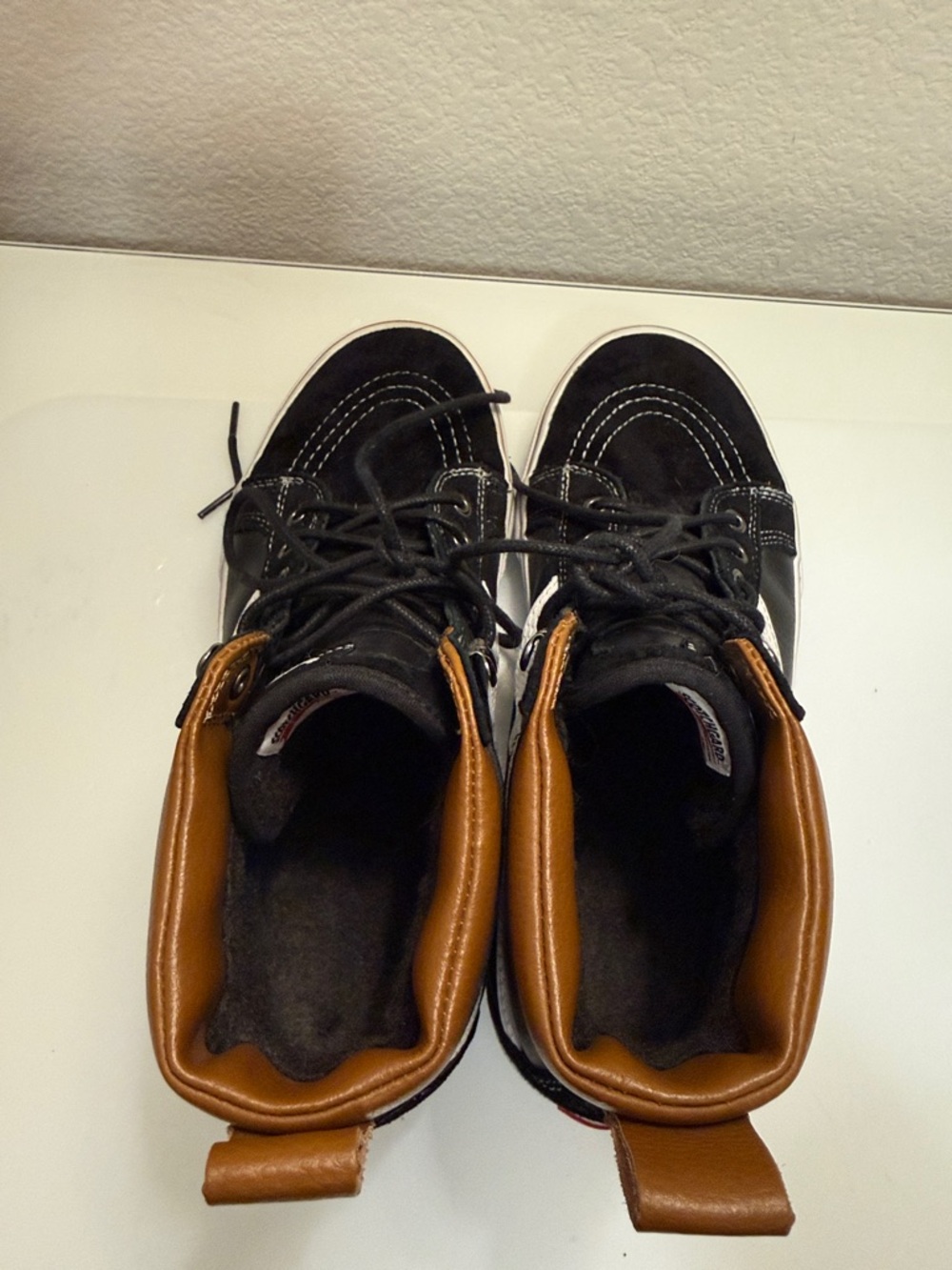 Vans Men’s Black and Brown High-Top Skate Sneakers Size 10.5 - Picture 5 of 8